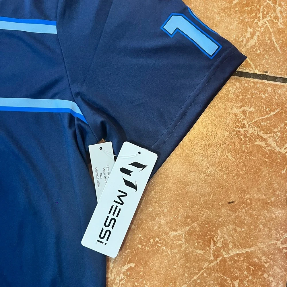 NEW Messi Collection Mens Athletic Shirt Size XL Lionel Messi Blue Short Sleeve - Picture 3 of 5